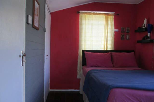 Kingsworth Bed And Breakfast Kingston Exterior photo